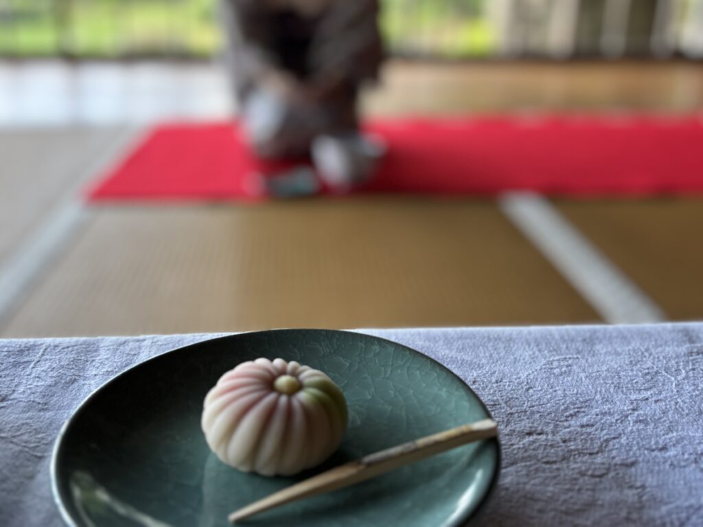 着物レンタルして　出来立て和菓子を体験