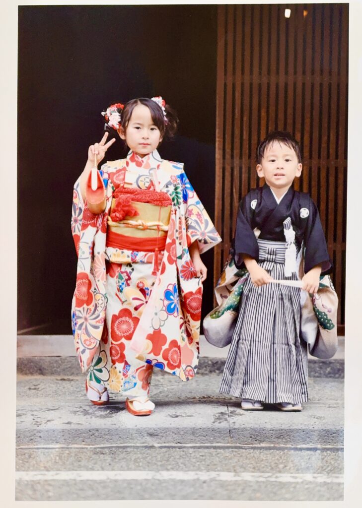仲良し 姉弟の着物写真