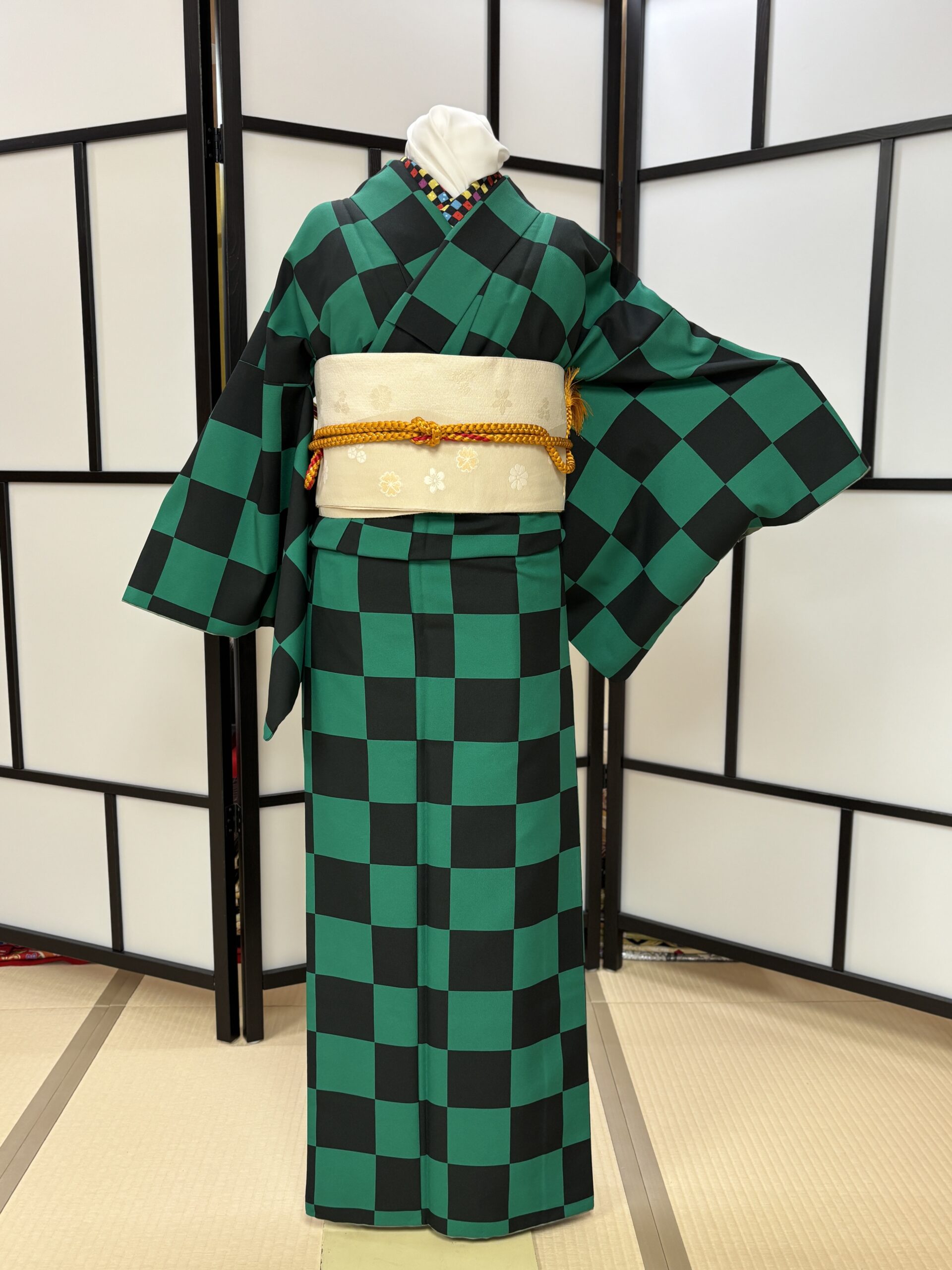 鬼滅の刃っぽい市松模様の着物