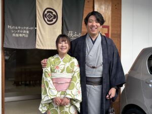 着物ウィークに着物レンタルして楽しむカップルさん