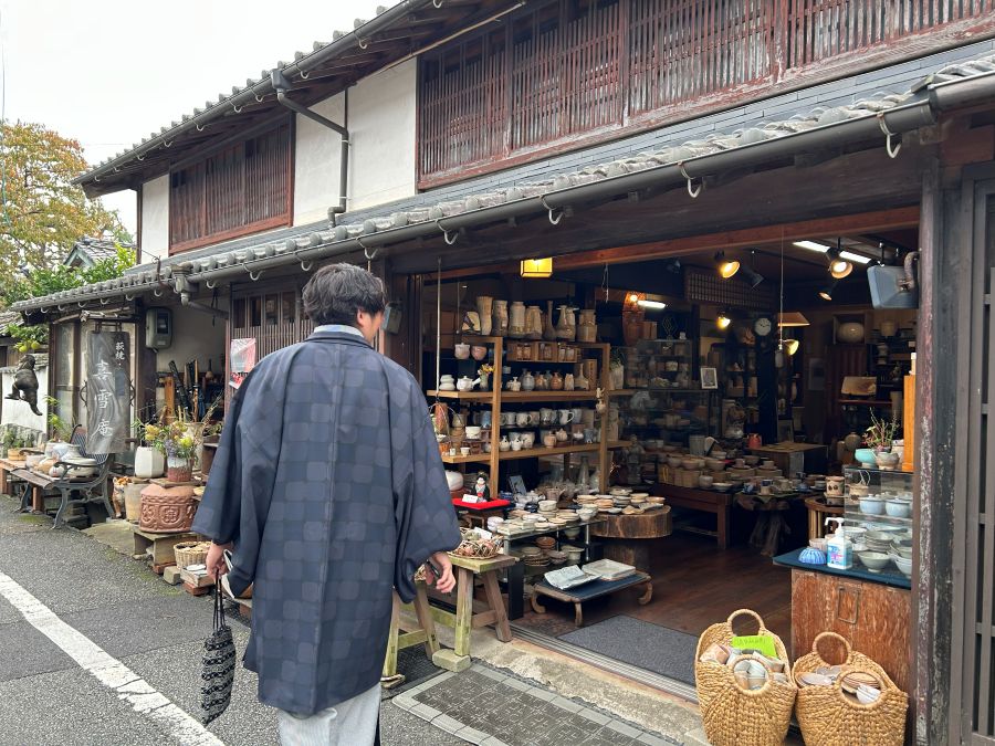 着物を着て萩焼巡りも楽しい