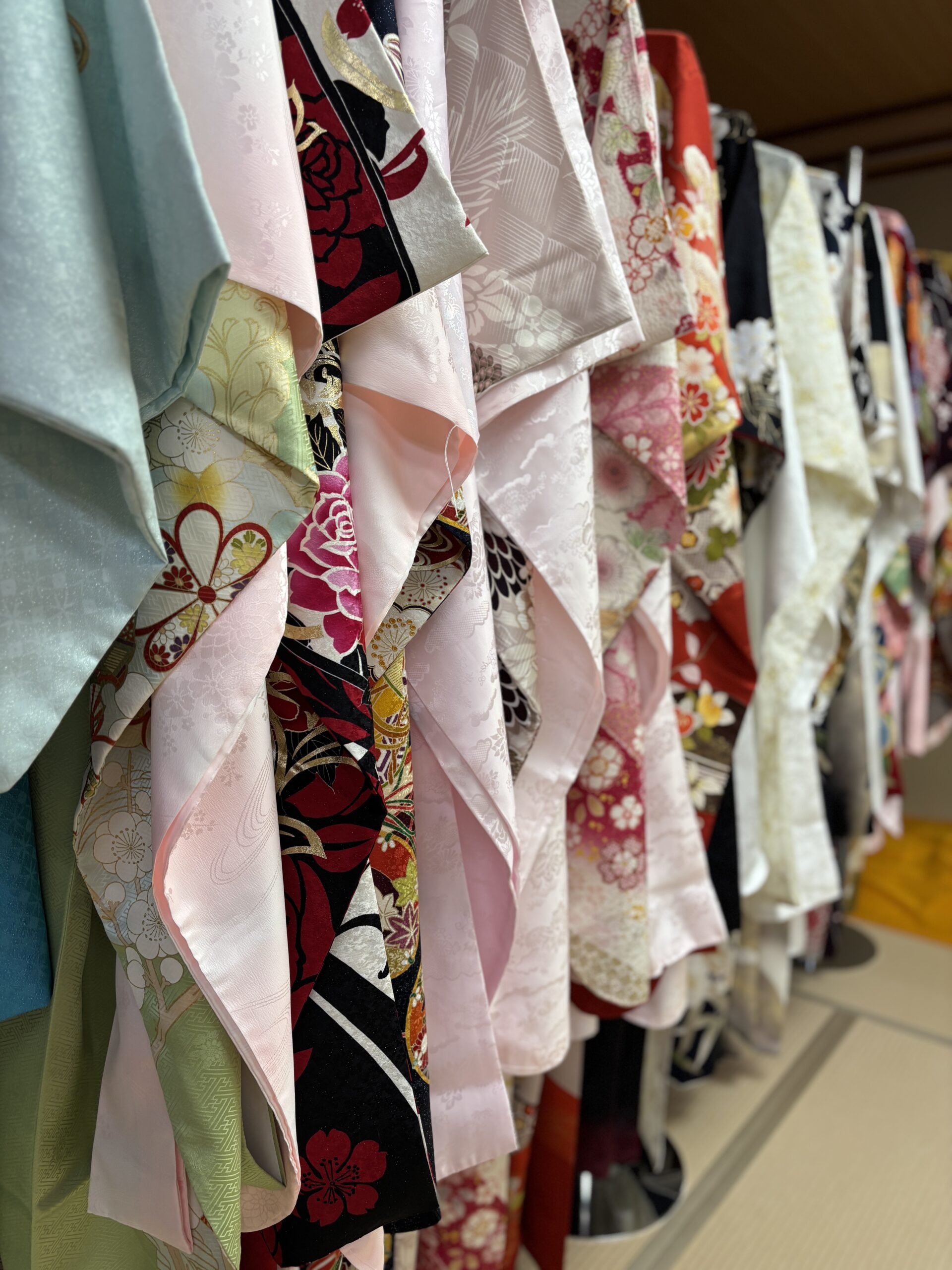成人式用に準備された振袖
