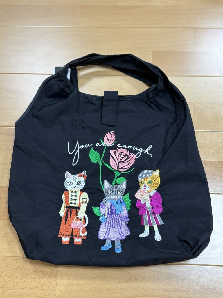 ネコの刺繍バッグ