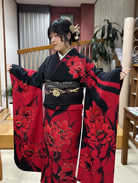 成人式前撮りのため　振袖着付け