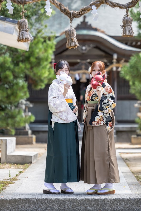 狐の面を被った幕末志士の女の子