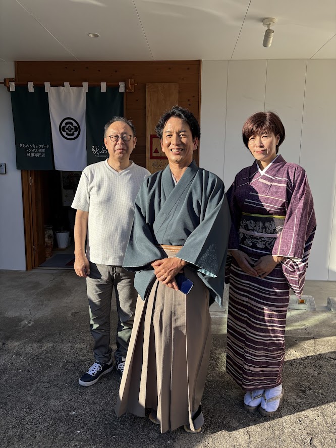 沖田アナウンサーと記念撮影
