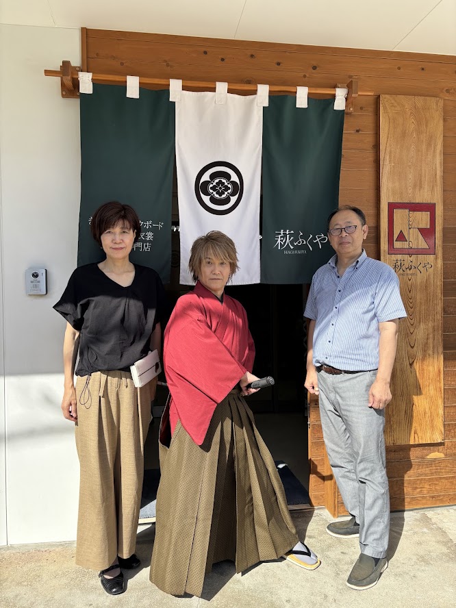アニソン歌手　きただにひろしさんと記念撮影
